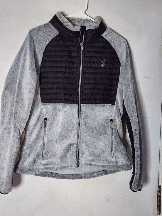 aulp Jackets & Blazers - Aulp Cozy Gray Teddy Jacket with Black Quilted Front Panel